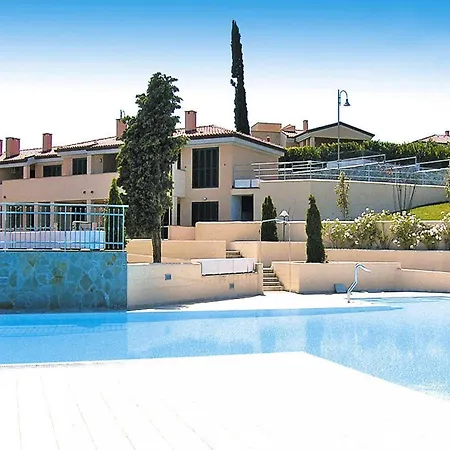 In With Pool *